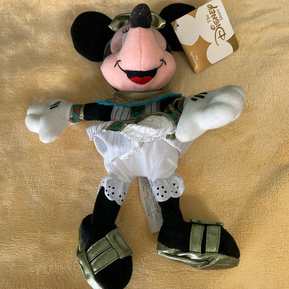 ✨4x HOST PICK✨ Disney Store Globe-Trotting Egyptian Mickey & Minnie beanbag set - Picture 9 of 10